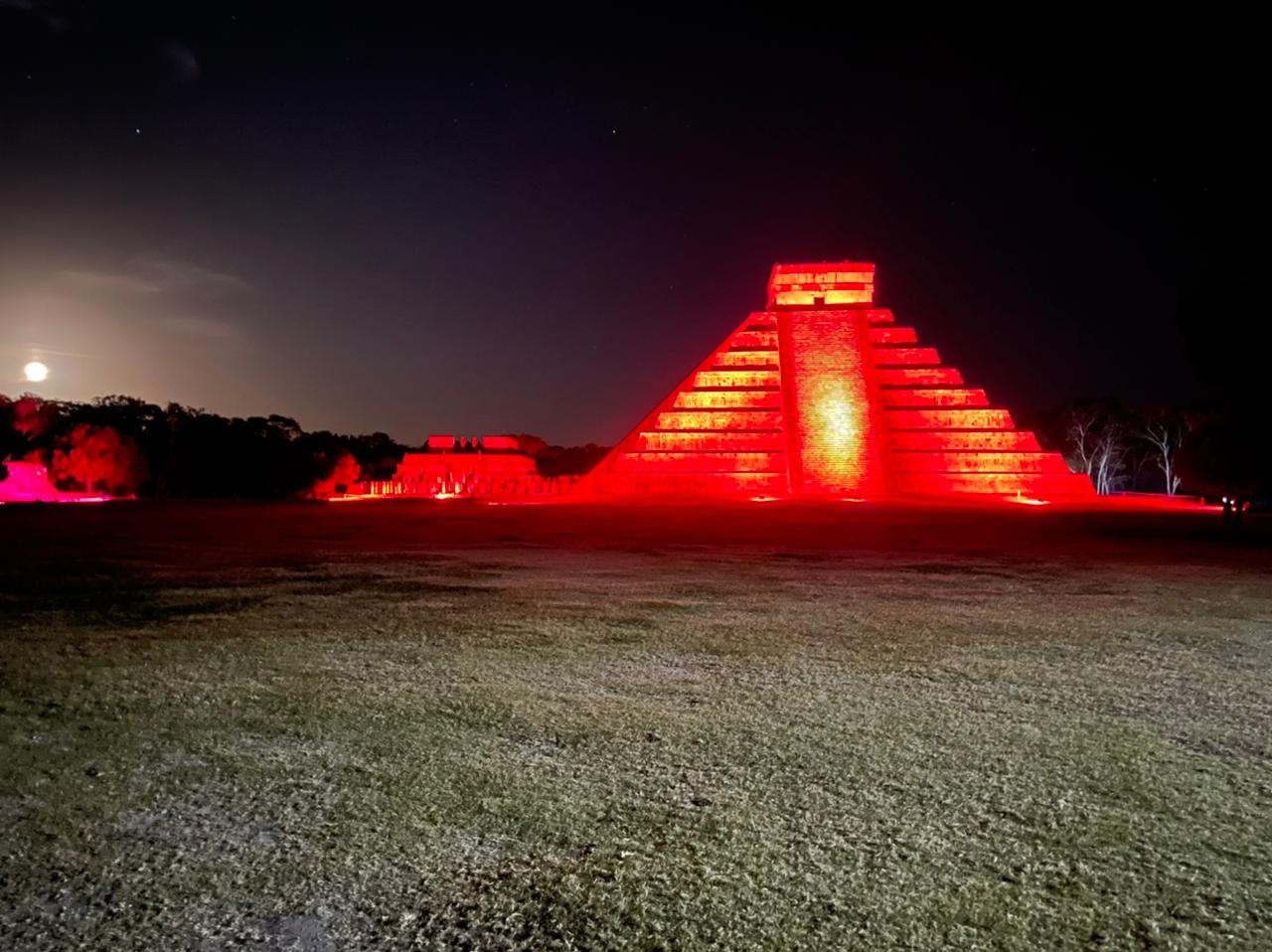 Espectáculo de luz y sonido en Chichén Itzá reabre sus puertas