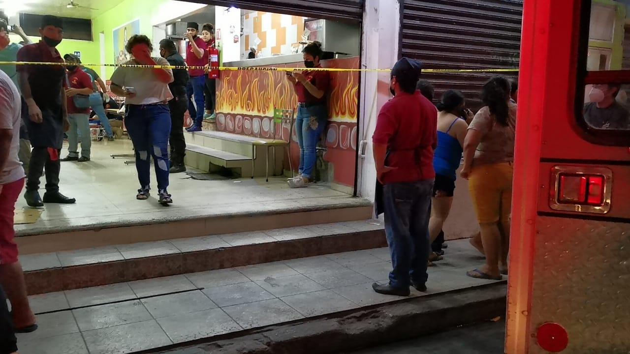 Reportan intento de asesinato en una taquería de Ciudad del Carmen