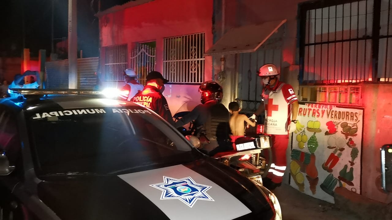 Paramédicos son atacados por un hombre ebrio en Ciudad del Carmen