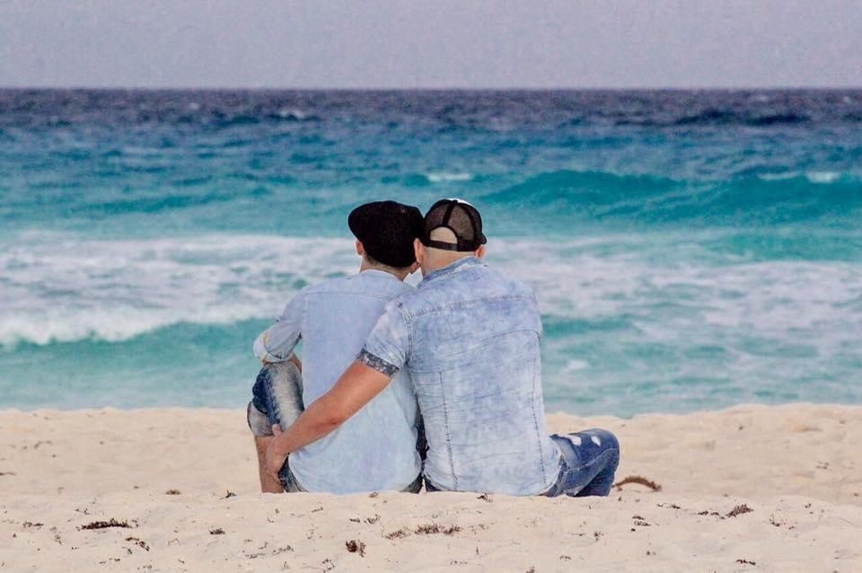 Bodas entre parejas gay aumentaron en 2020 pese al COVID-19 en Cancún