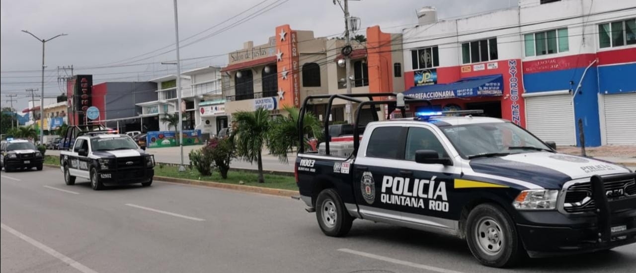 Detienen a presuntos narcomenudistas en colonia centro de Playa del Carmen