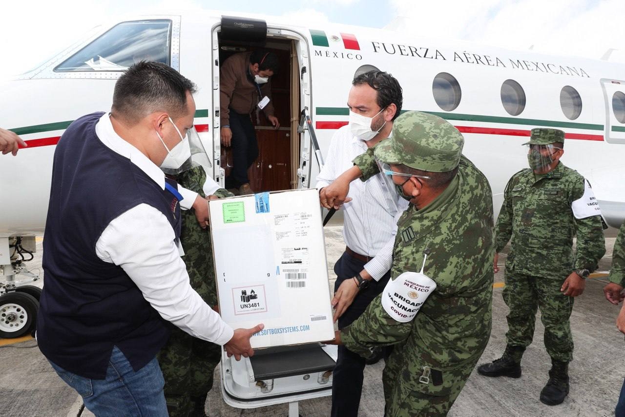 Más 10 mil vacunas anticovid para personal de salud llegan a Yucatán