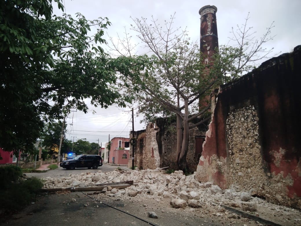 Se derrumba muro de la ex hacienda Chenkú en Mérida