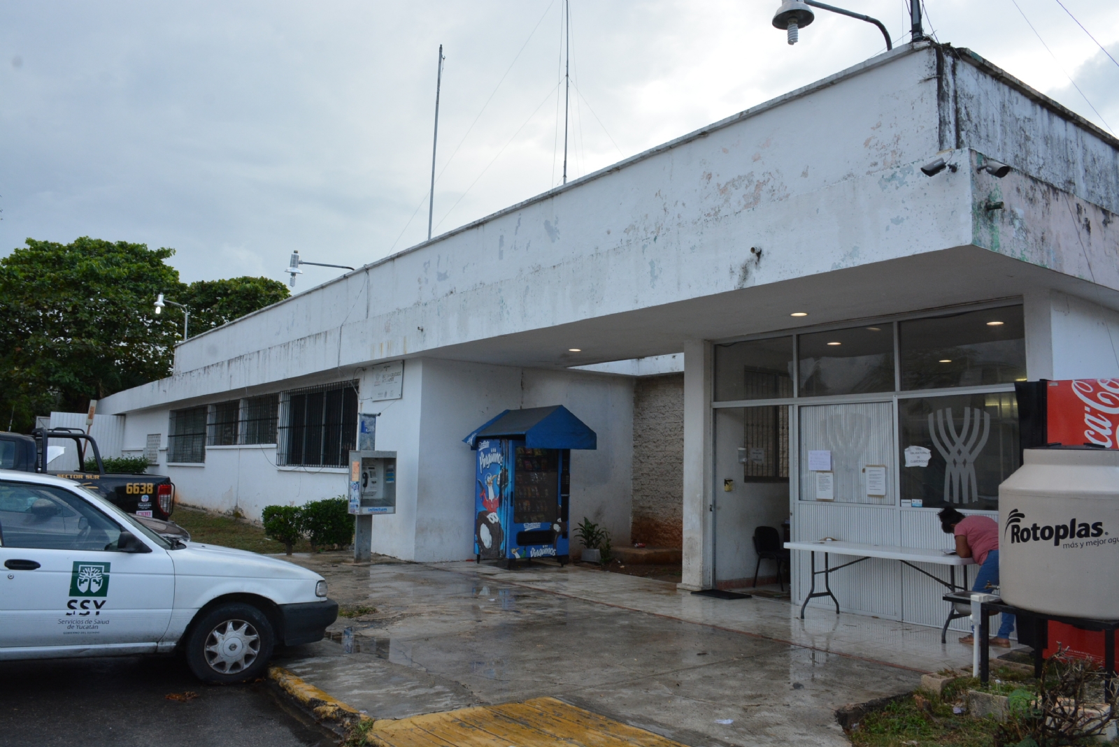 Empleados del Psiquiátrico de Mérida piden vacuna contra COVID-19