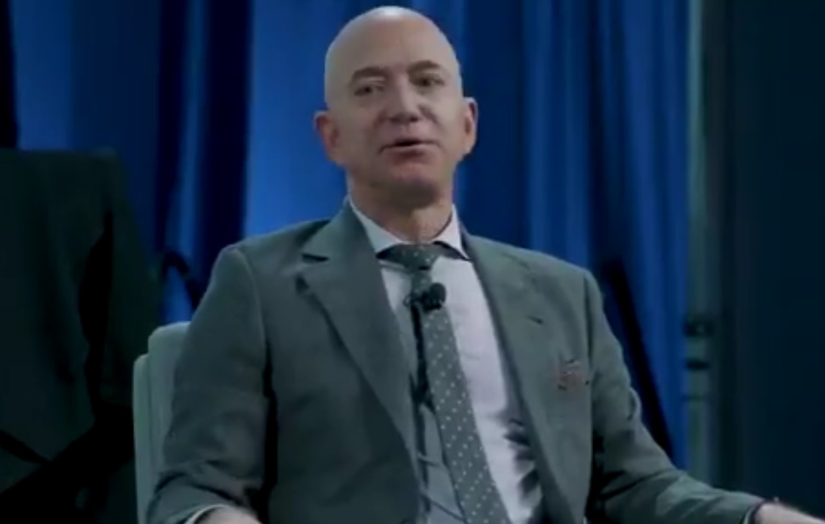Jeff Bezos dejará de ser el CEO  de Amazon