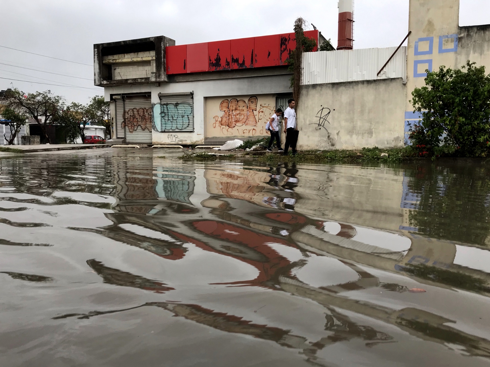 Lluvias causadas por el Frente Frío 36 dejan inundaciones en Cancún