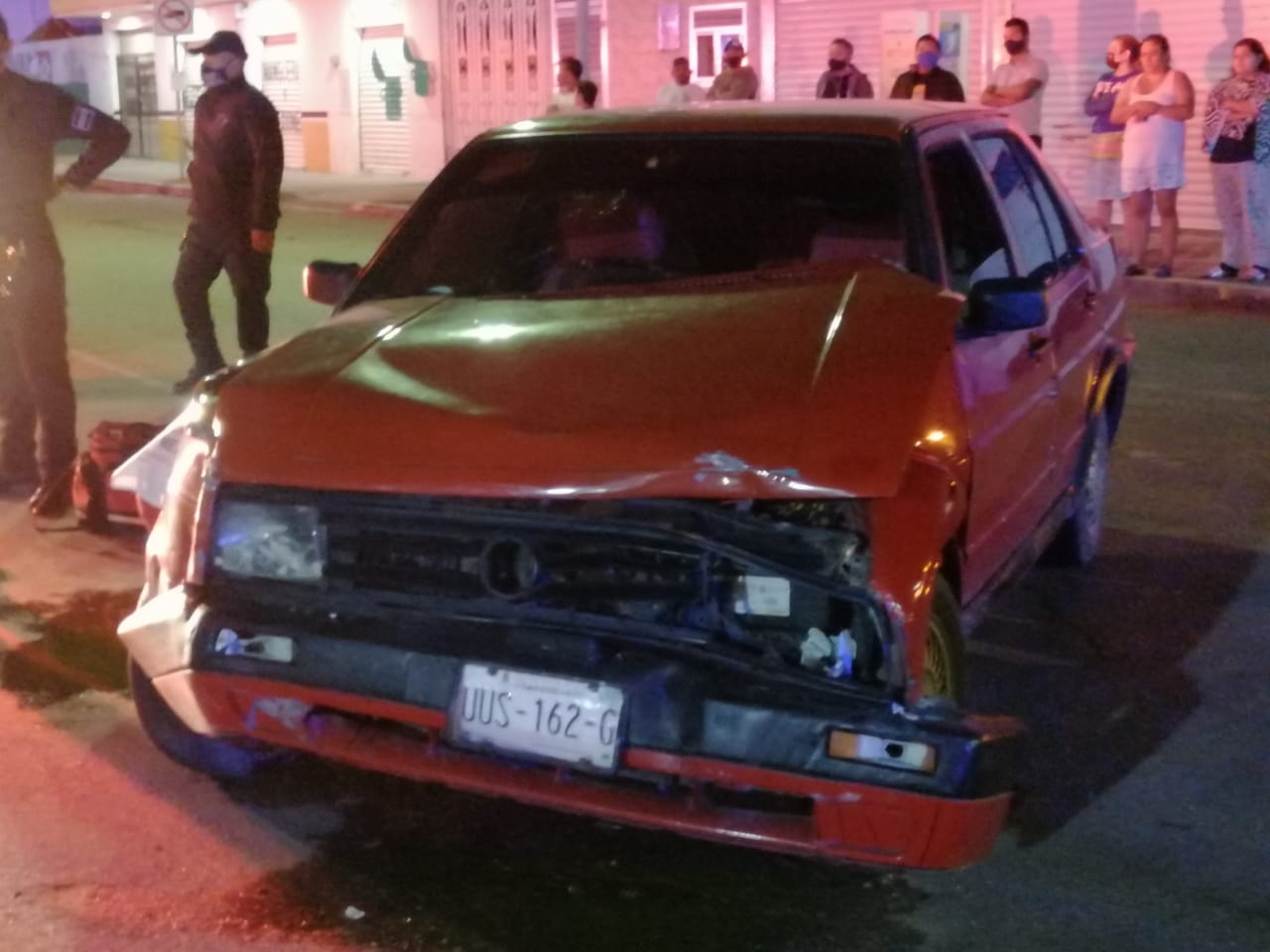 Se registra aparatoso accidente vehicular en las calles de Chetumal