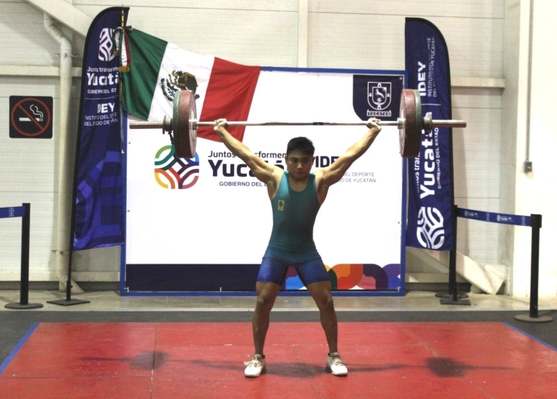 Yucateco gana dos de plata en Copa Panamericana de halterofilia
