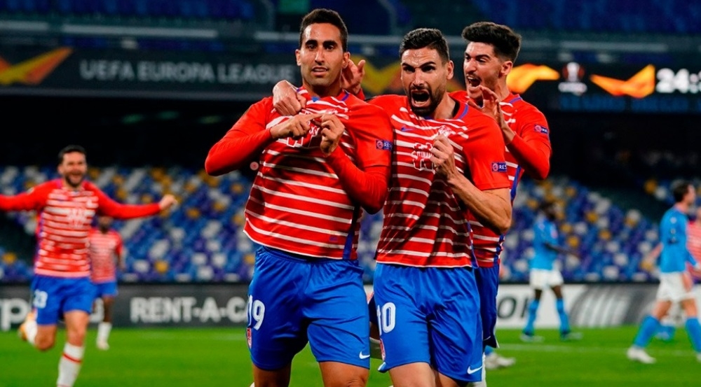 Sin el Chucky Lozano, Napoli queda eliminado de la Europa League