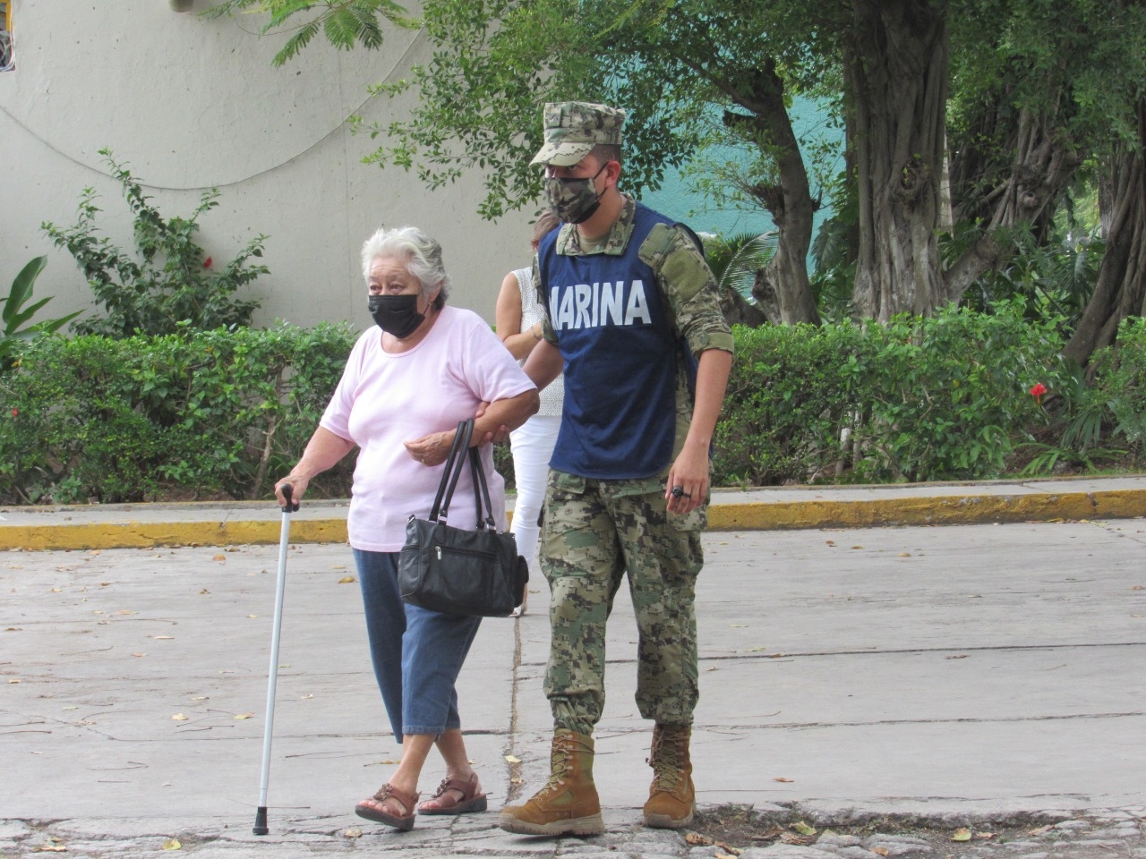 Abuelitos en Cozumel se quedan sin recibir vacunas contra COVID-19