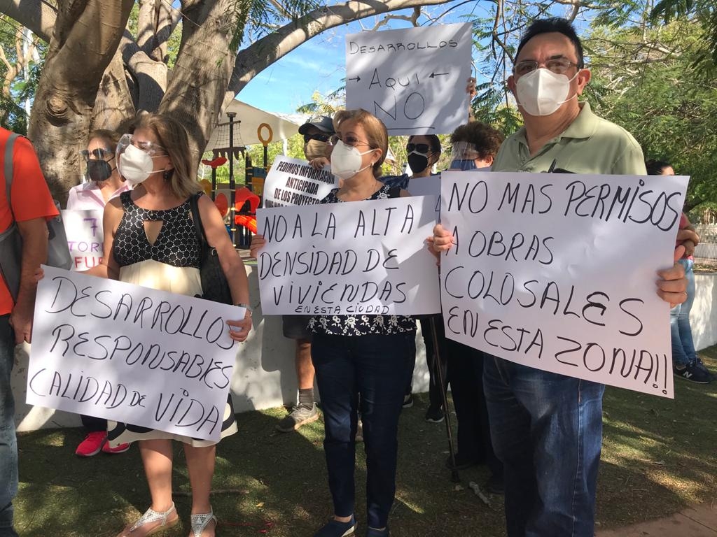 Vecinos logran suspensión definitiva del complejo Infiniti Mérida