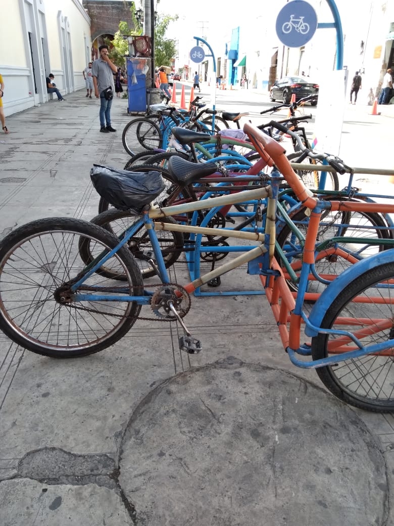 Habitantes piden un estacionamiento para bicicletas en Kanasín