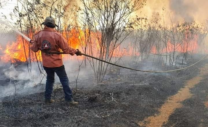 Brigadistas de Protección Civil listos para la temporada de incendios en Tixkokob
