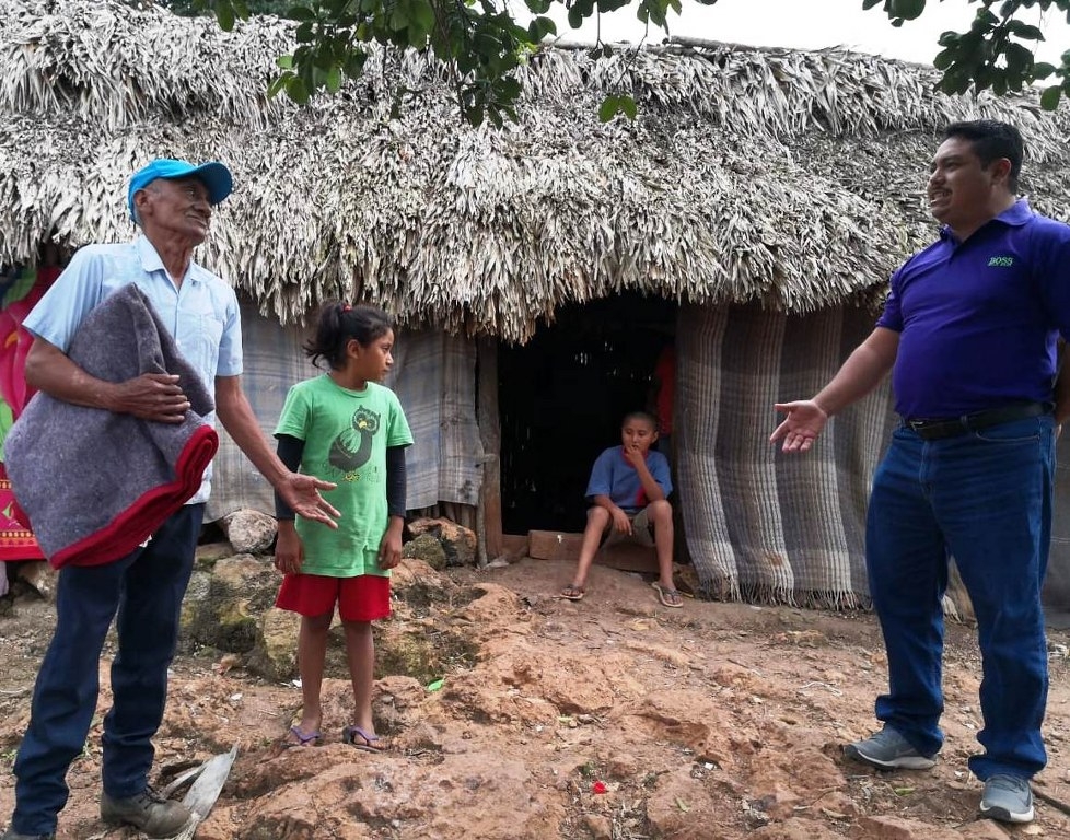 Adultos mayores viven en condiciones deplorables en José María Morelos