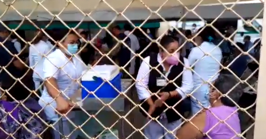 Inicia vacunación a abuelitos contra COVID-19 en San Francisco Campeche: VIDEO