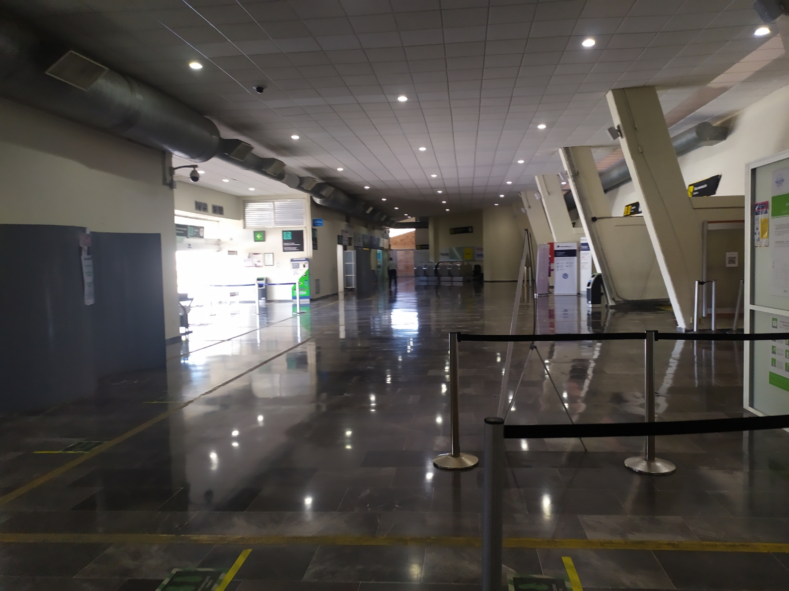 Viajero se queja por falta de servicio de aerolíneas en aeropuerto de Ciudad del Carmen