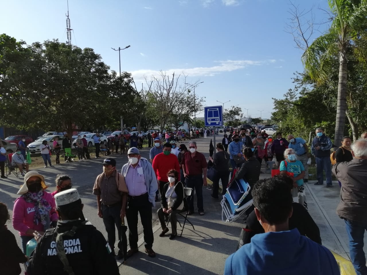 Hoteleros de Quintana Roo podrían adquirir vacunas contra el COVID-19 en octubre
