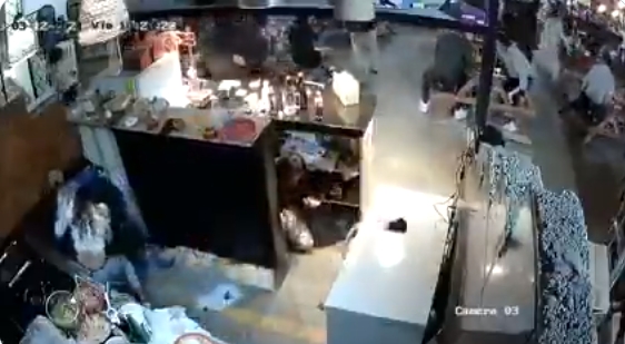 Hombres armados ingresaron a un restaurante en Cuautitlán Izcalli, Estado de México