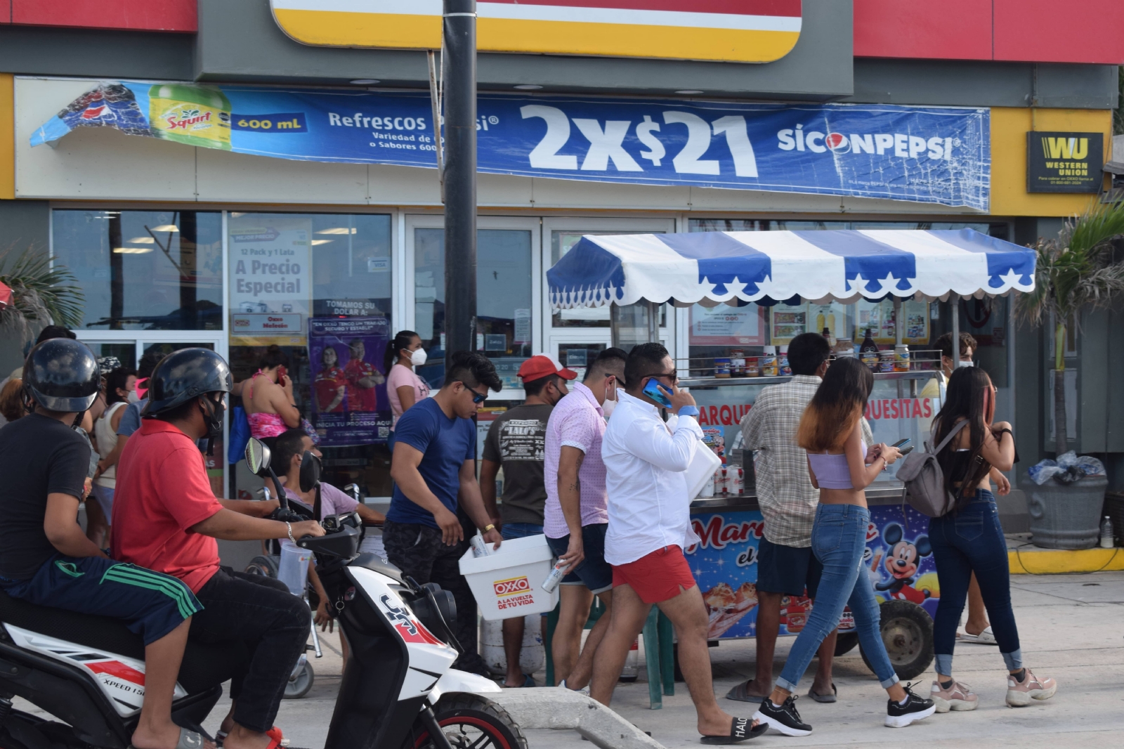 Comerciantes del sector turístico temen cierre de playas en Progreso