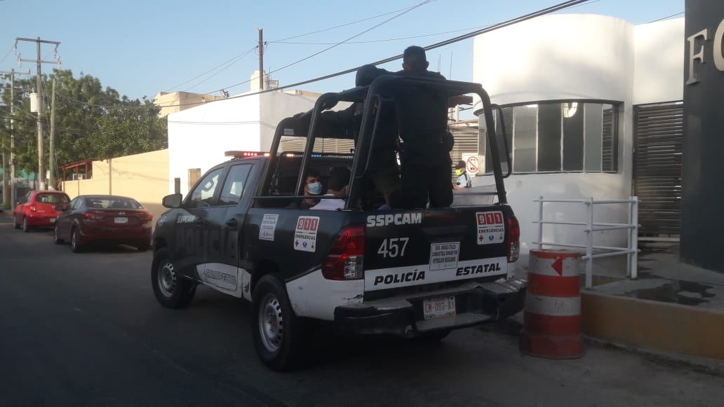 Detienen a dos hombres por portar un arma de grueso calibre en Campeche