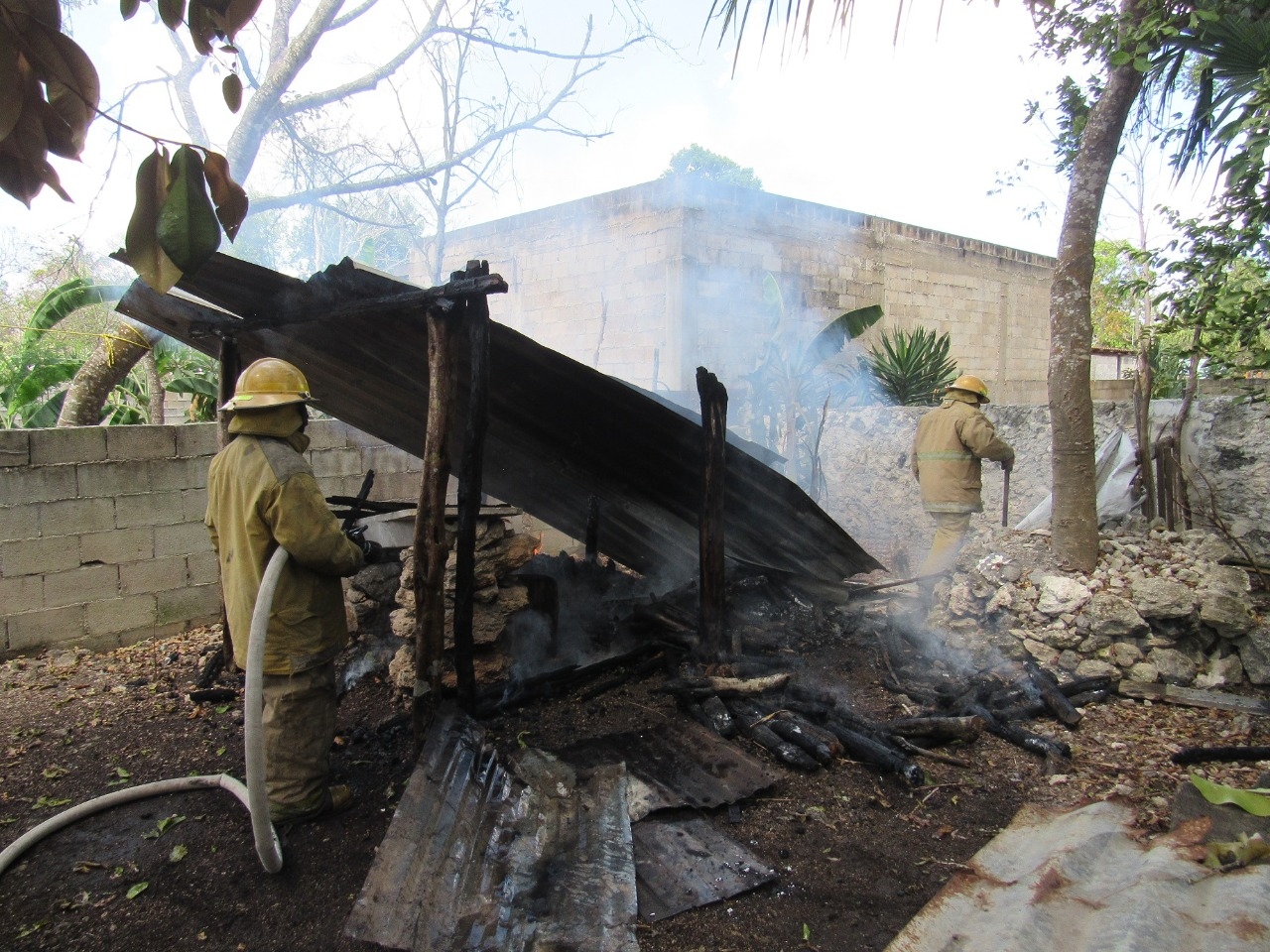 Incendio en Tizimín causa movilización de bomberos