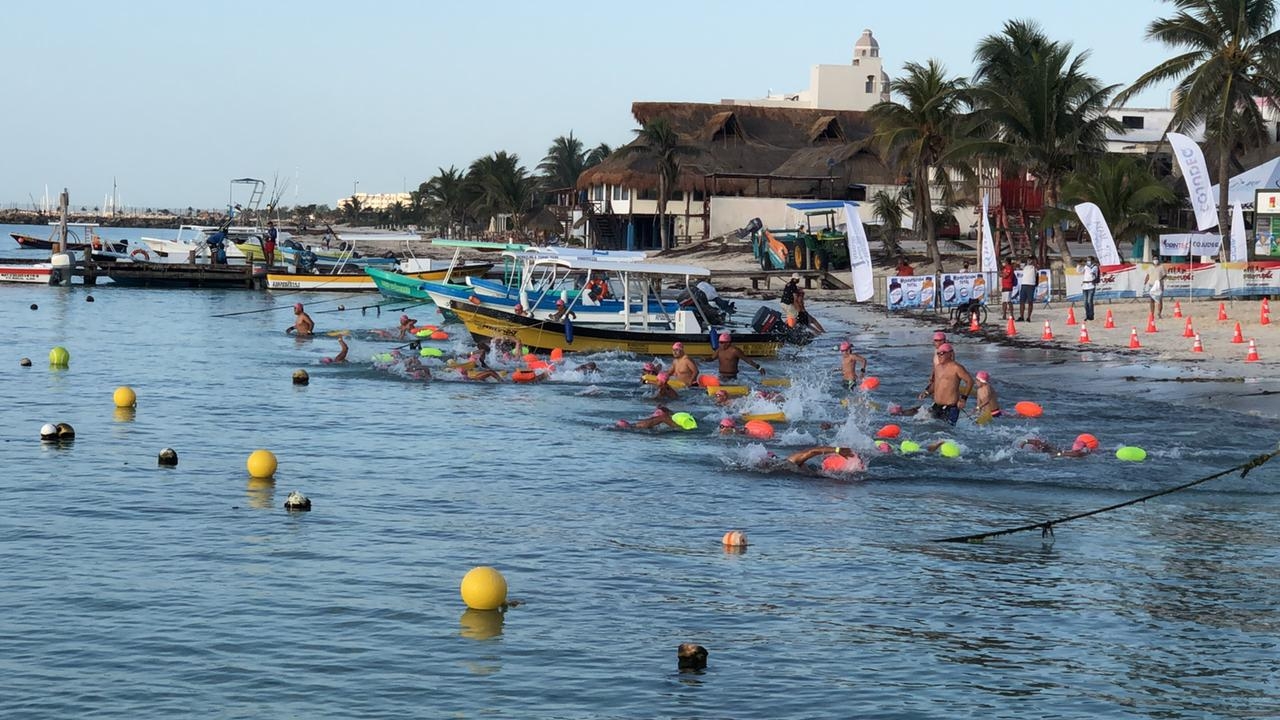 Arranca el Maratón de Aguas Abiertas "Ruta del Arrecife 2021" en Puerto Morelos