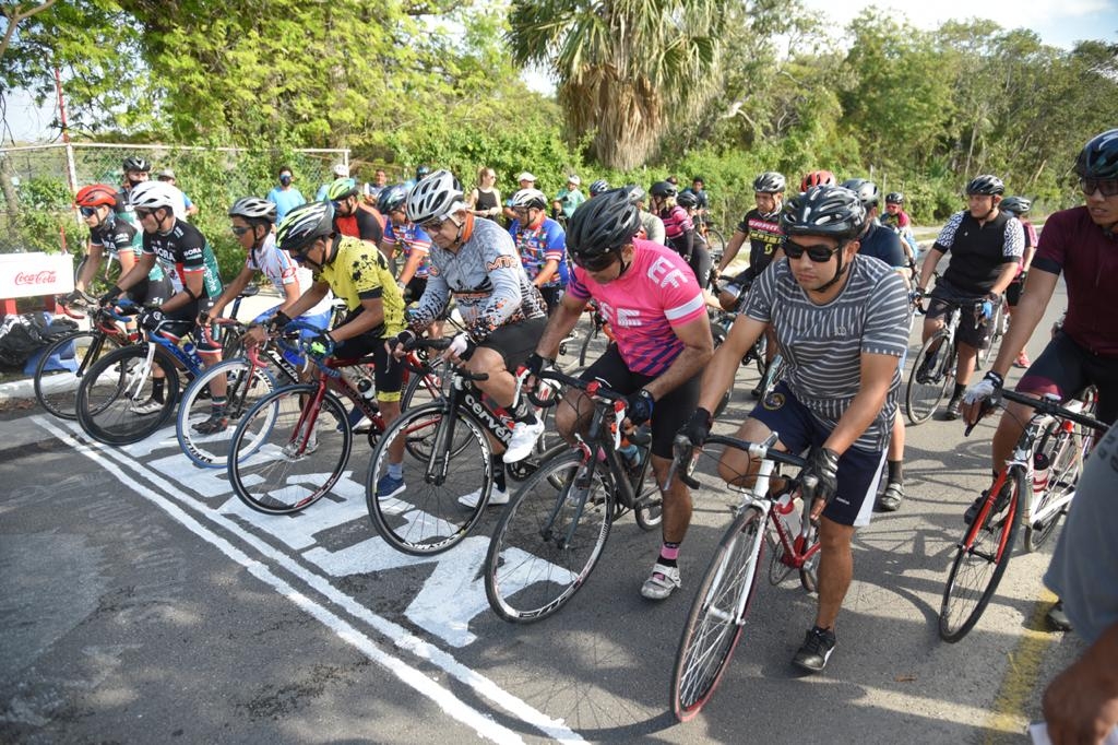 Se llevó a cabo la Carrera Clásica Ciclista en honor a Benito Juárez en Chetumal