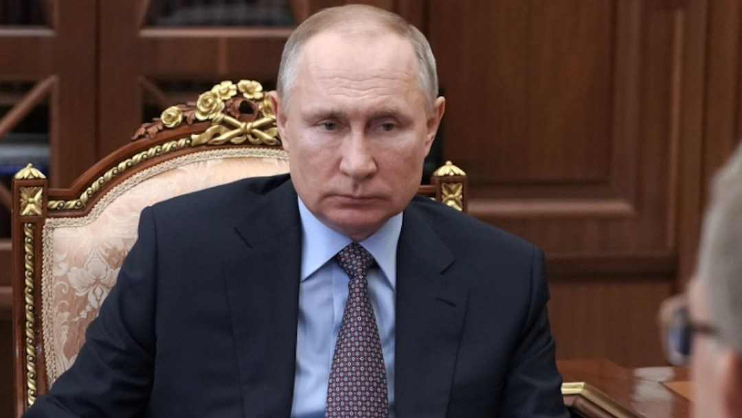 Vladimir Putin, presidente de Rusia, llamó al ejercito ucraniano a tomar el poder en Kiev y derrocar al presidente Volodimir Zelenski y a su entorno, a quienes calificó de neonazis y drogadictos