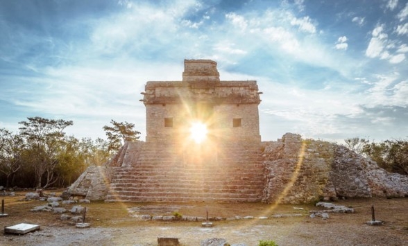 Dzibilchaltún es una de las ciudades mayas más antiguas