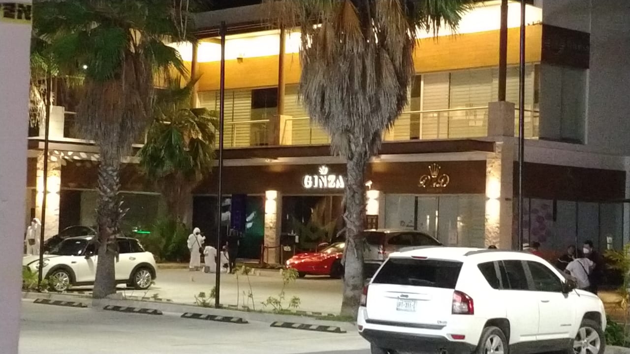 Muere agente de seguridad baleado en el bar 'Ginza' de Cancún