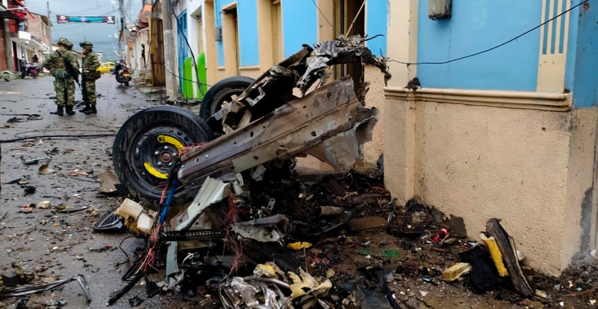 Explosión de un coche bomba en Colombia deja 43 personas heridas