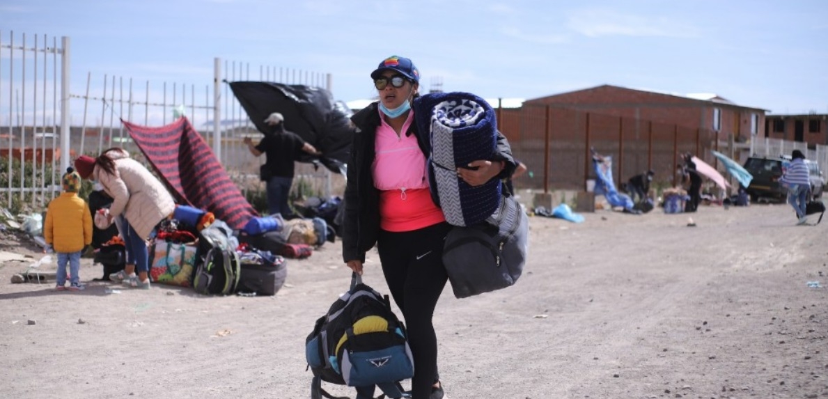 Migrantes centroamericanos piden a Biden que les permita el paso en la frontera