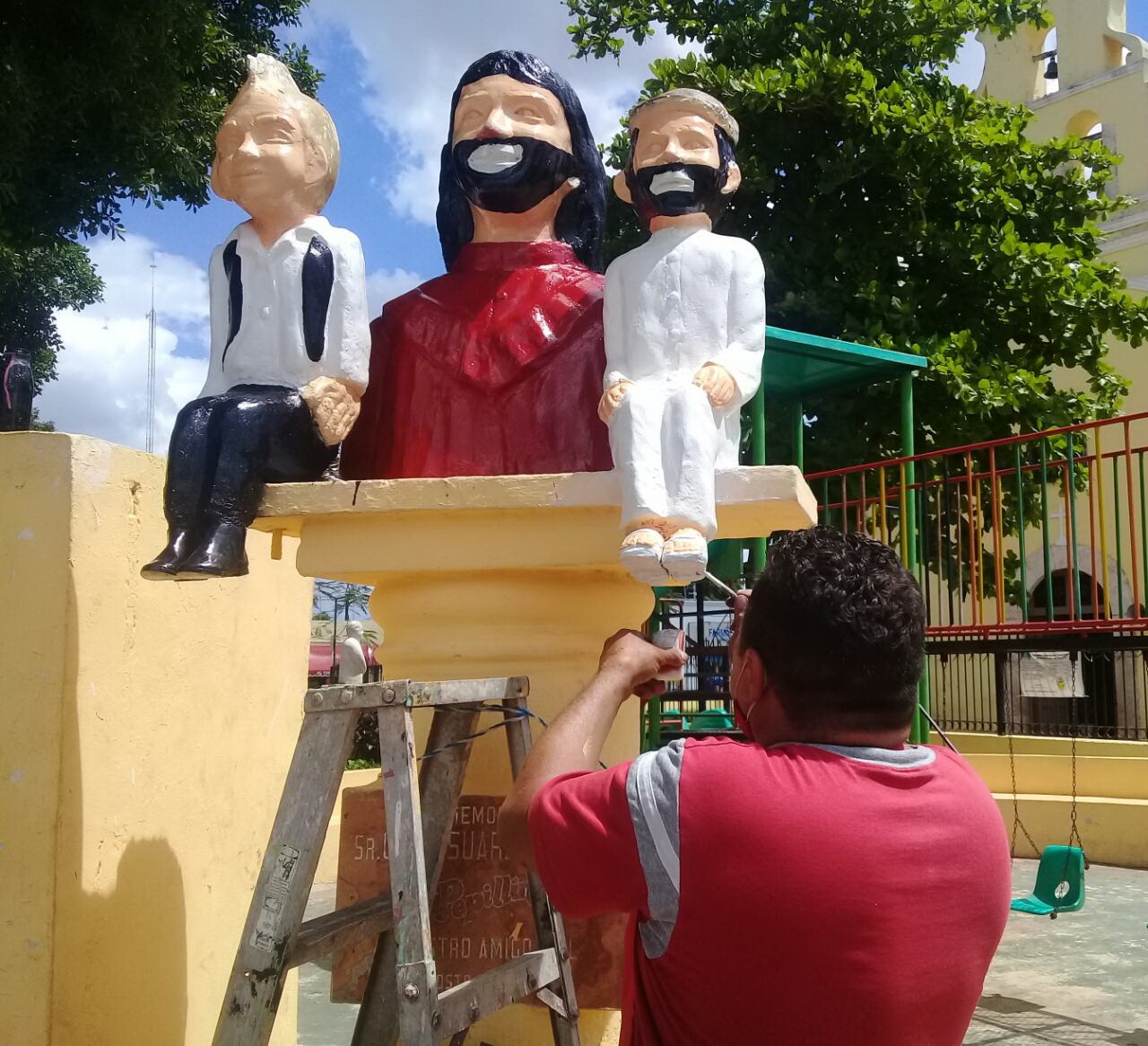 Restauran estatua del payaso 'Pepillín' en Kanasín