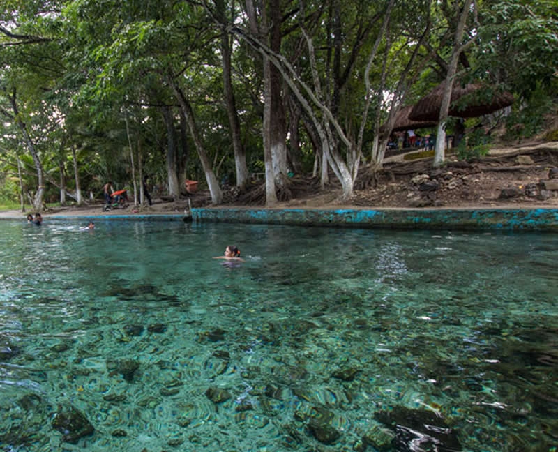 Balneario "El Palmar" tiene al rededor de 30 años de existencia y alberga un cristalino manantial