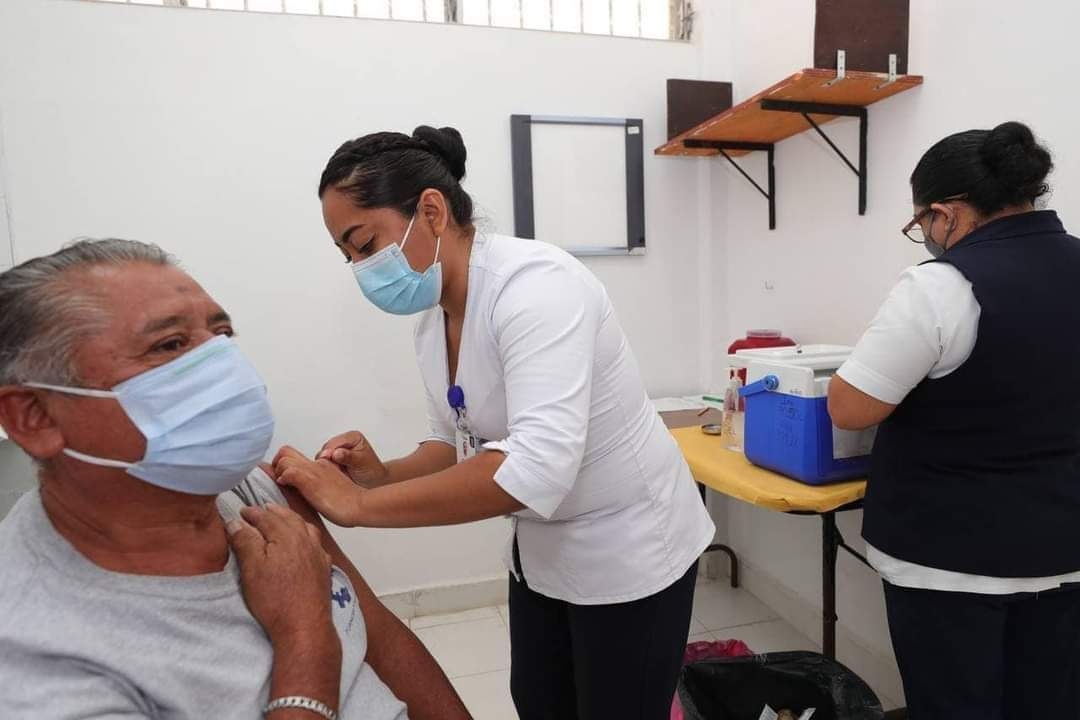 Plan de Vacunación en México 'va bien': AMLO