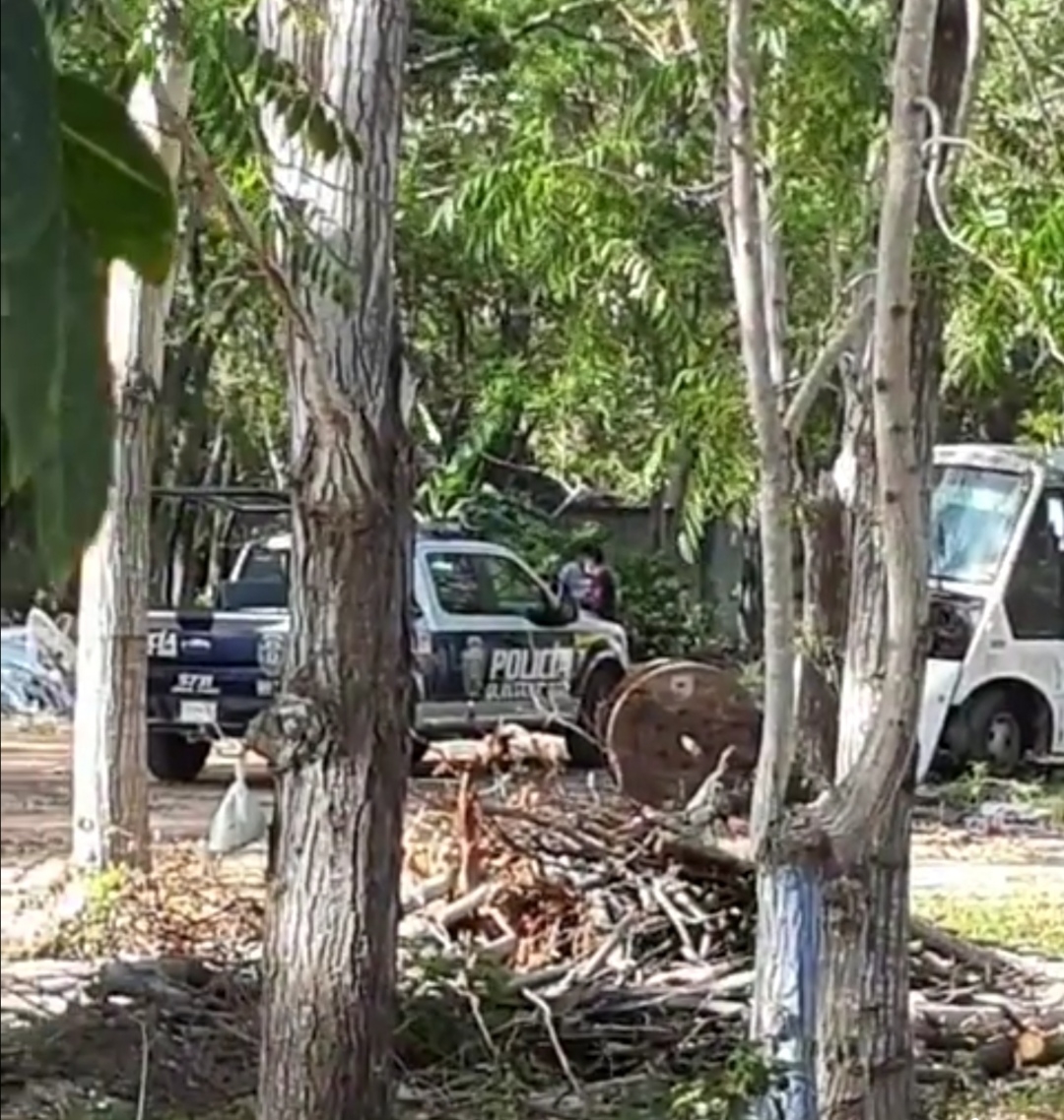 Encuentran cadáver calcinado cerca de un encierro en la Región 103 de Cancún