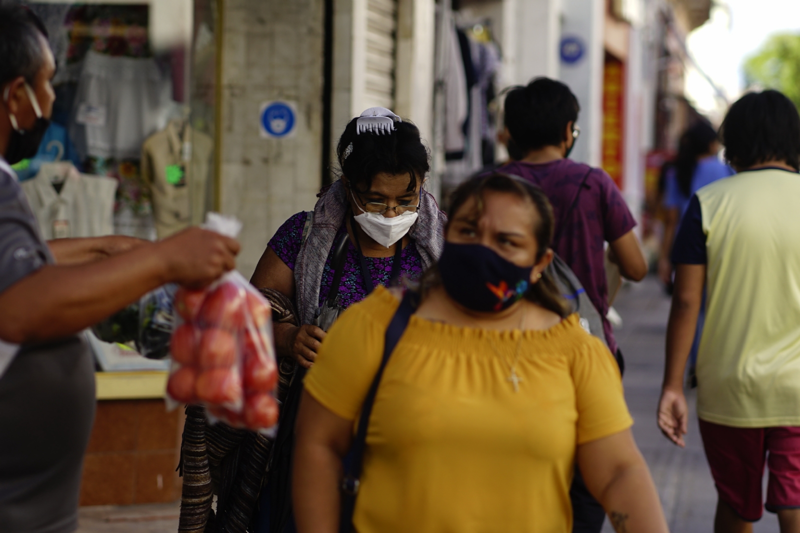 Violencia contra la mujer, tema urgente a tratar en Yucatán, señala activista