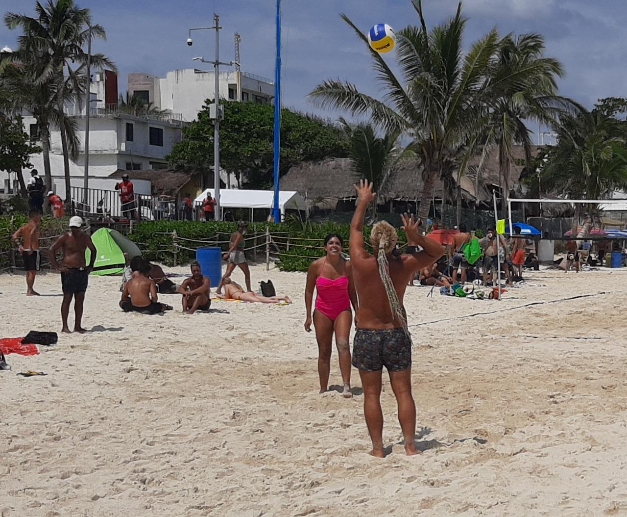 Hoteleros reducen sus tarifas para atraer turismo a Playa del Carmen