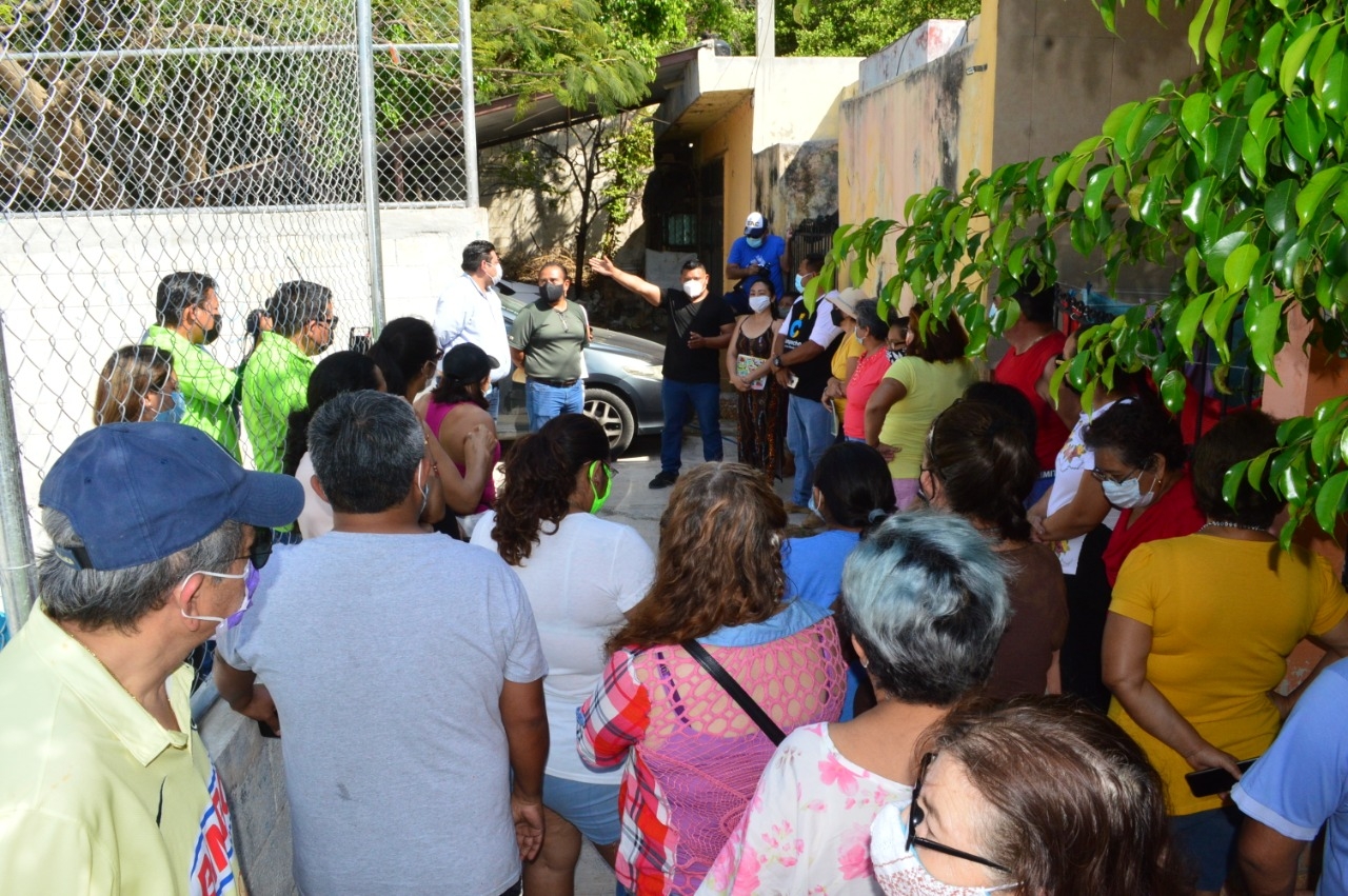 Vecinos del fraccionamiento Palmas I amenazan con bloquear avenidas en Campeche