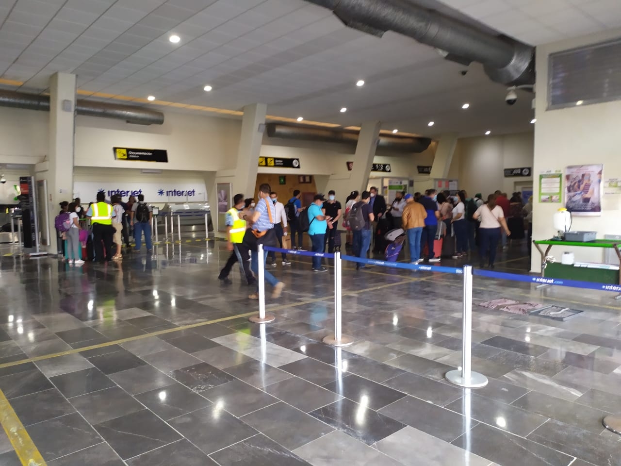 Registran alta afluencia de pasajeros en aeropuerto de Ciudad del Carmen