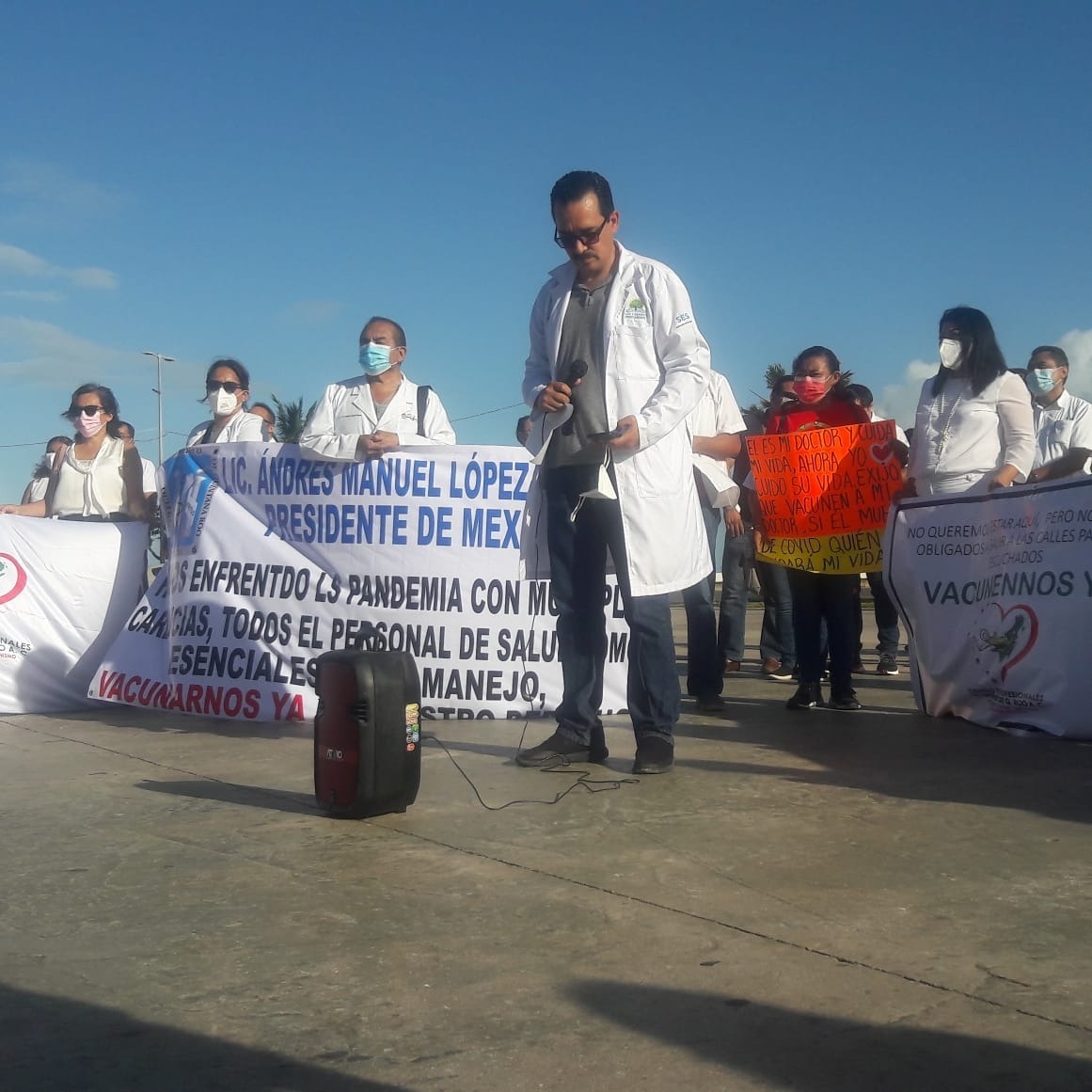Médicos convocan a marcha para exigir ser vacunados contra COVID-19 en Chetumal