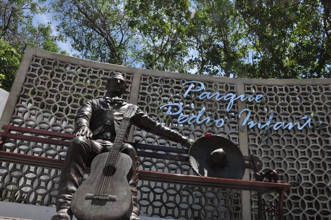 En el parque se colocó una escultura de Pedro Infante para recordarlo