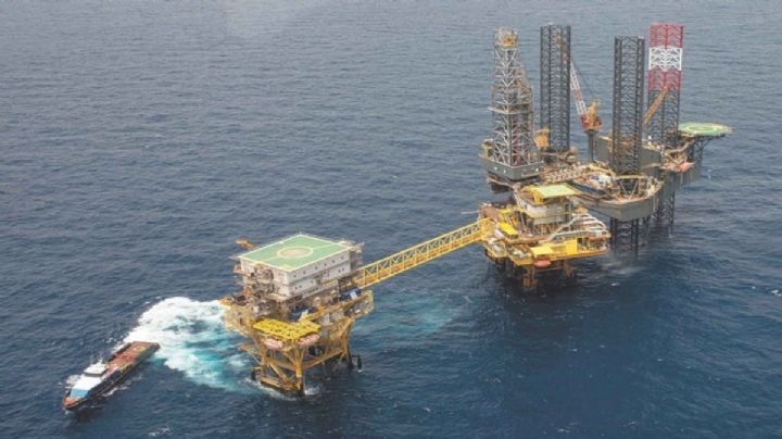 Plataformas petroleras de Pemex amenazadas por 'piratas' pese al COVID-19