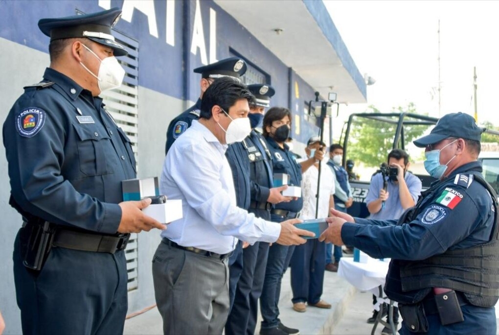 Policías de Tulum portarán cámaras corporales para dar transparencia a su desempeño