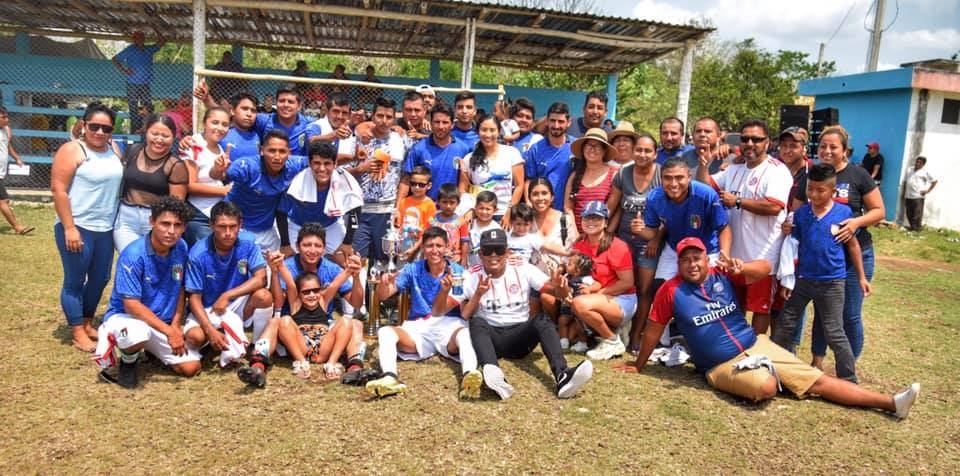 'Morocoyito' se corona campeón de la Liga Dorada Chilera de fútbol en Bacalar