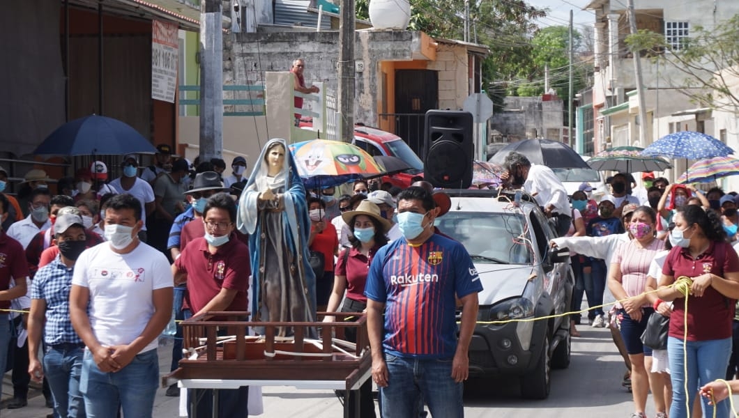 Realizan Viacrucis viviente en la parroquia de Samula, Campeche: EN VIVO