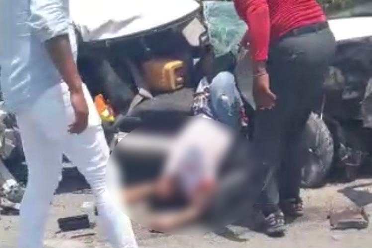 Accidente vehicular deja un muerto y dos heridos en la carretera Playa del Carmen-Tulum