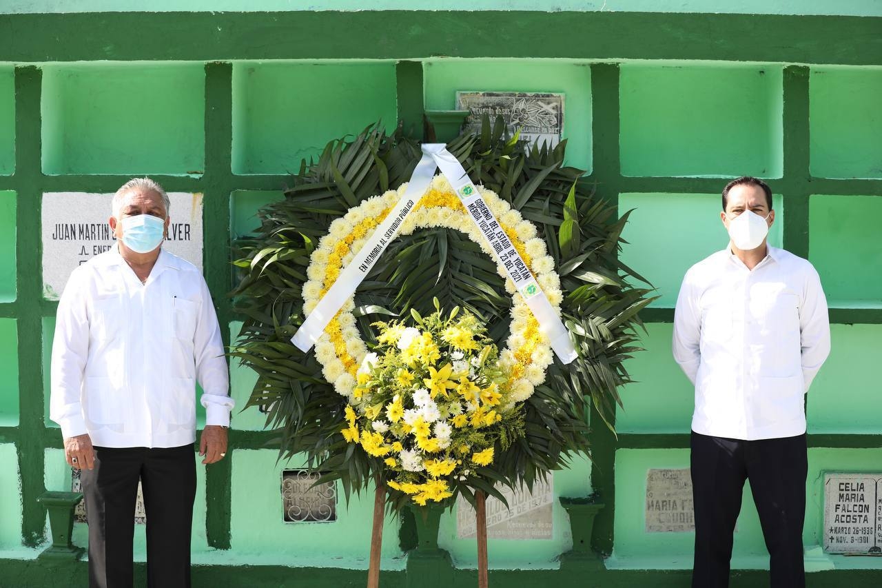 Mauricio Vila reconoce labor de servidores públicos del Gobierno de Yucatán