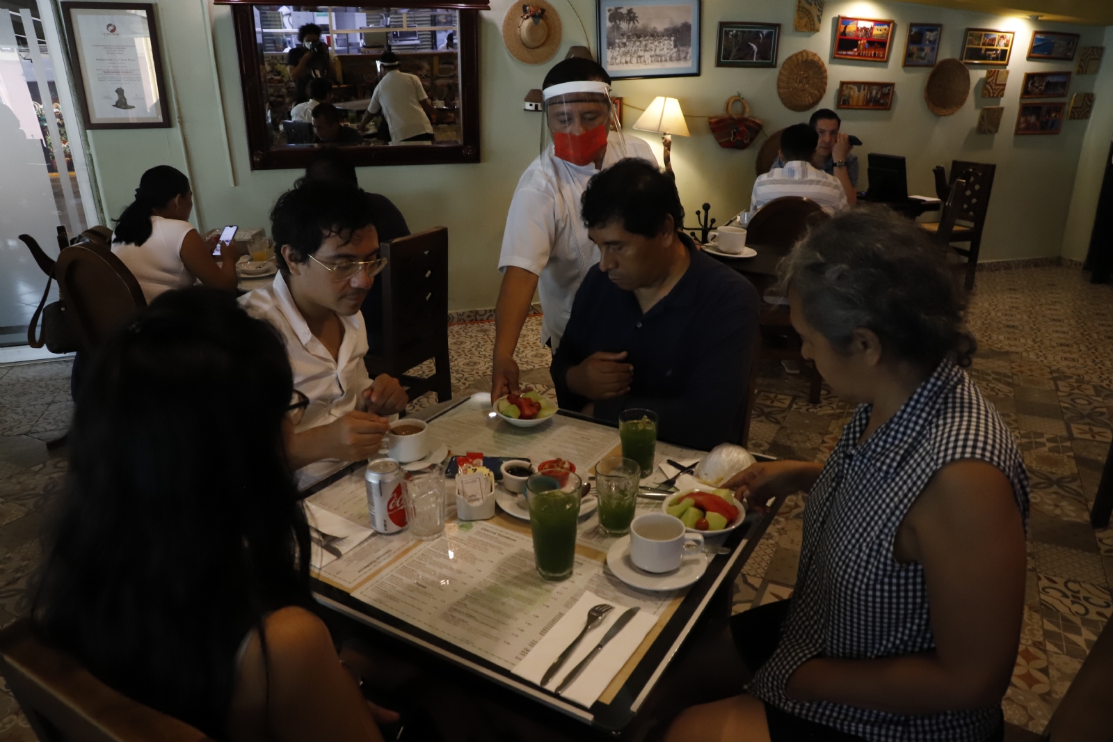 Restaurantes de Yucatán con nuevos horarios y aforos por semáforo amarillo