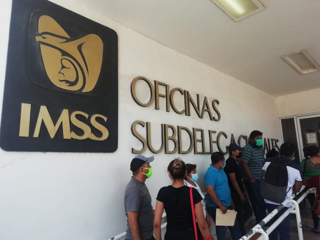 Trabajadores del IMSS se manifiestan en Campeche: VIDEO